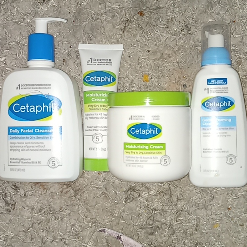 CETAPHIL MOISTURIZING and CLEANSER BUNDLE